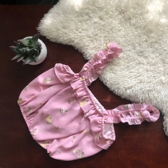 Aritzia Tops - Aritzia Sunday Best Pink Ruffle Floral Tank